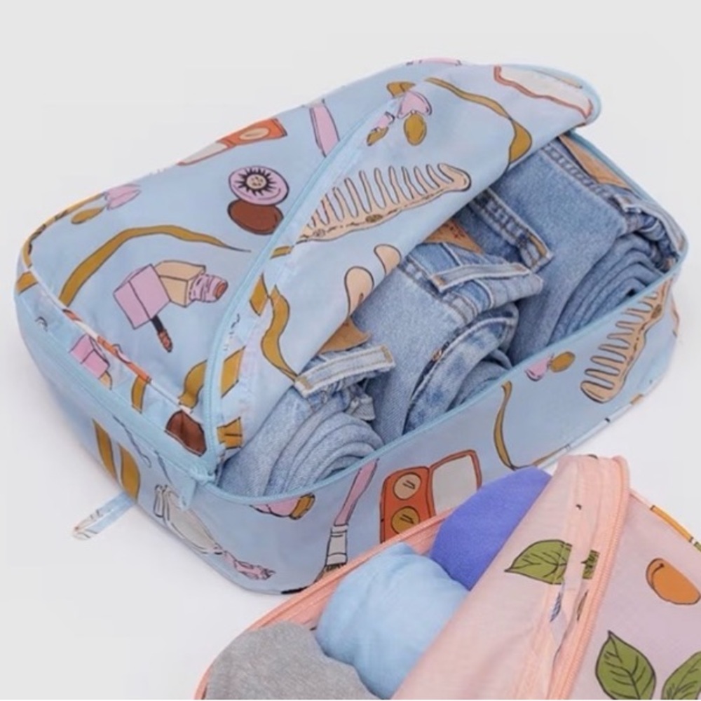 BAGGU Packing cube! Size: Medium
